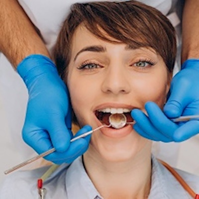 WHAT IS AESTHETIC DENTISTRY?